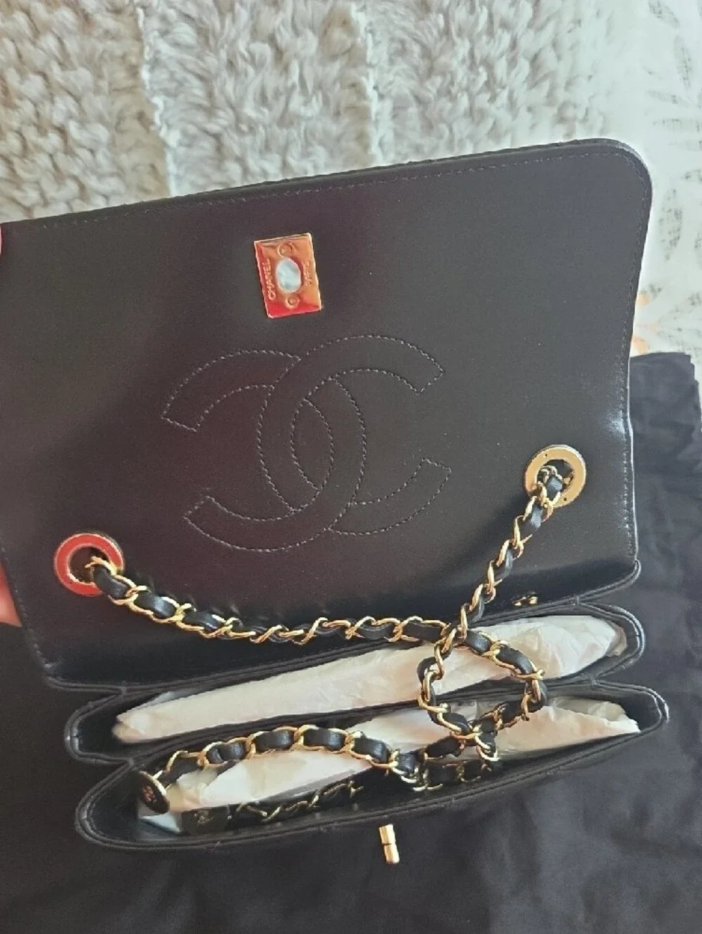CHANEL Black Lambskin Trendy CC - Picture 10 of 17